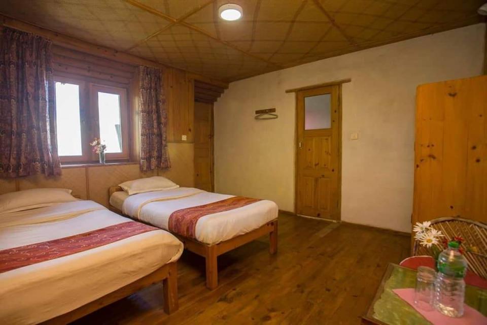 Standard Mountain Facing Room